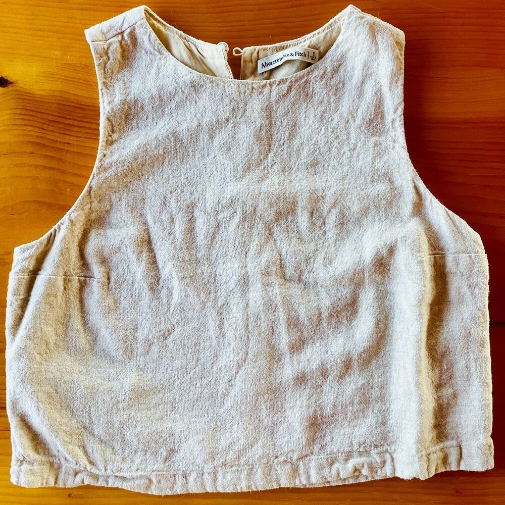 A&F Linen-Blend High Neck Top
